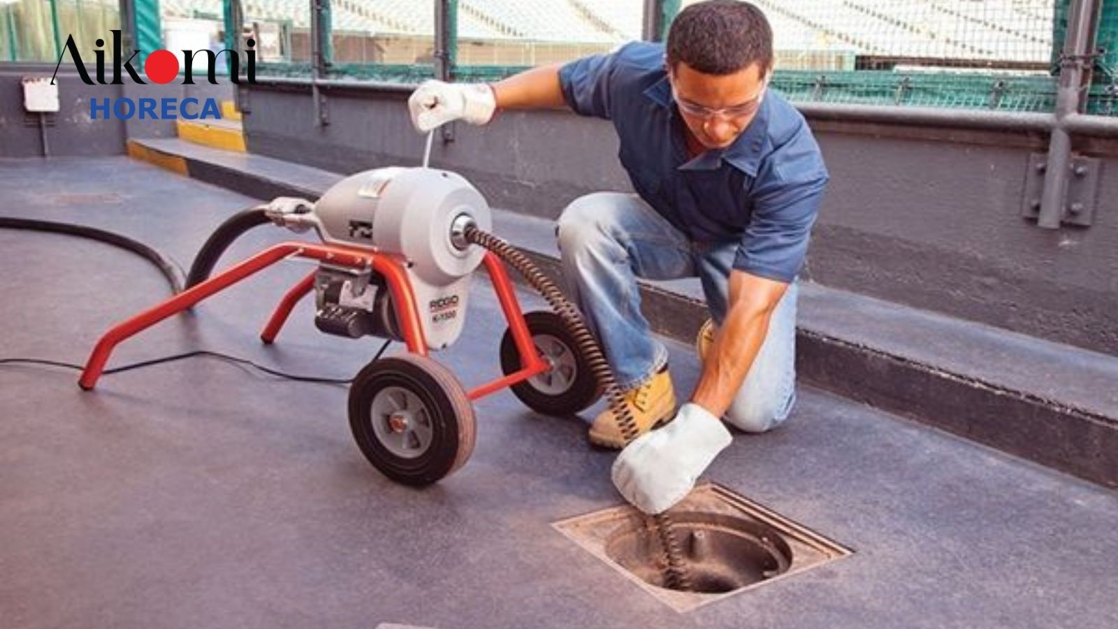 Vệ sinh hệ thống thoát nước định kỳ